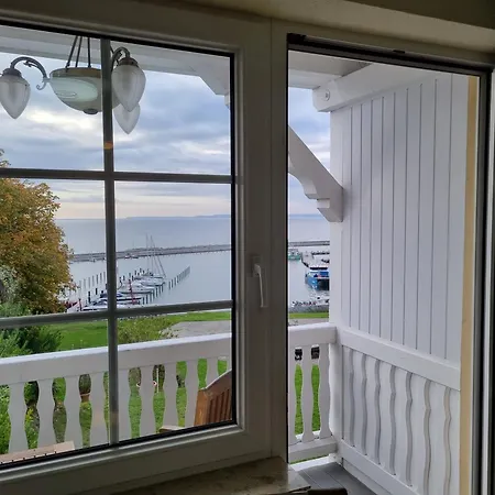 ホテル Sassnitzer Mit Baederarchitektur, Seeblick Und Sauna